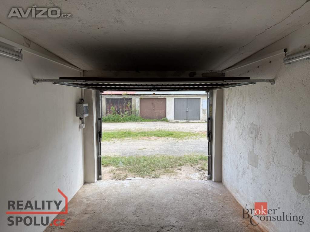 Foto inzerátu Prodej garáže, 20 m² - Liberec VIII-Dolní Hanychov
