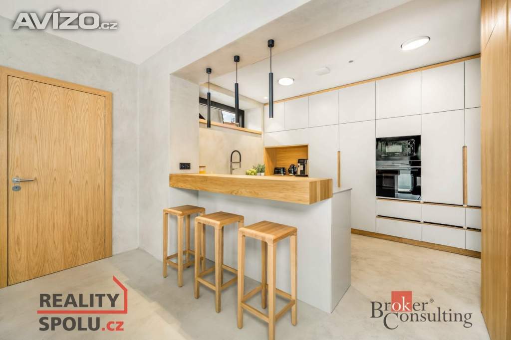 Foto inzerátu Prodej rodinného domu 224 m², Praha