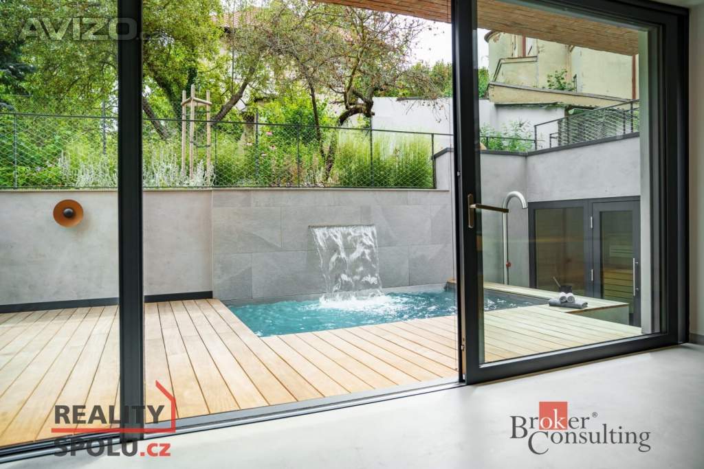 Foto inzerátu Prodej rodinného domu 224 m², Praha