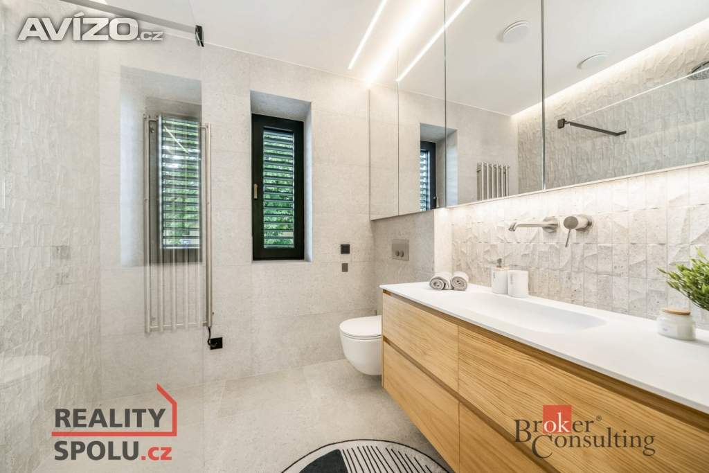 Foto inzerátu Prodej rodinného domu 224 m², Praha