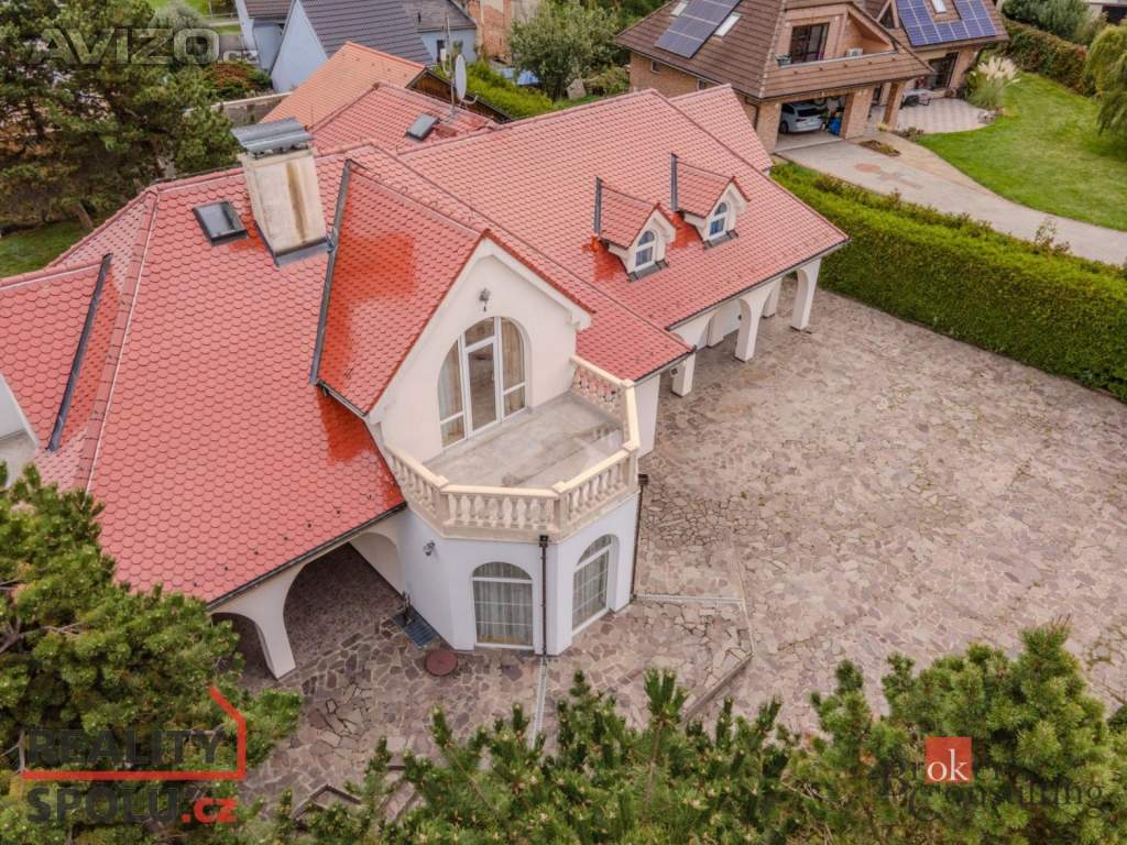 Foto inzerátu Pronájem vily 369 m², Dolní Břežany