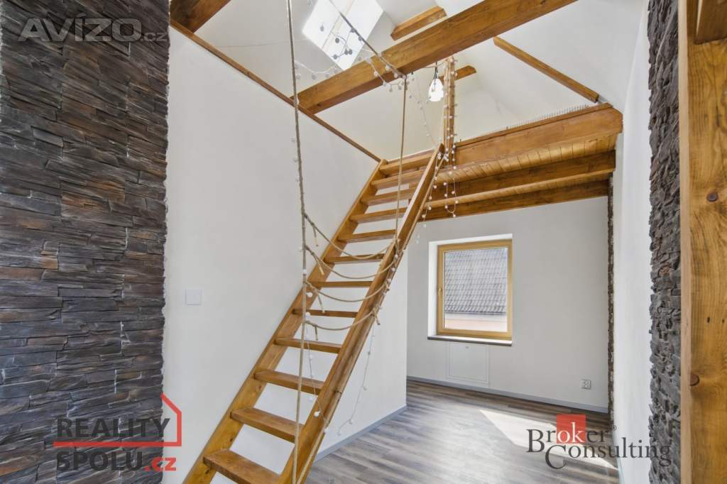 Foto inzerátu Prodej rodinné domy, 206 m² - Pchery - Humny