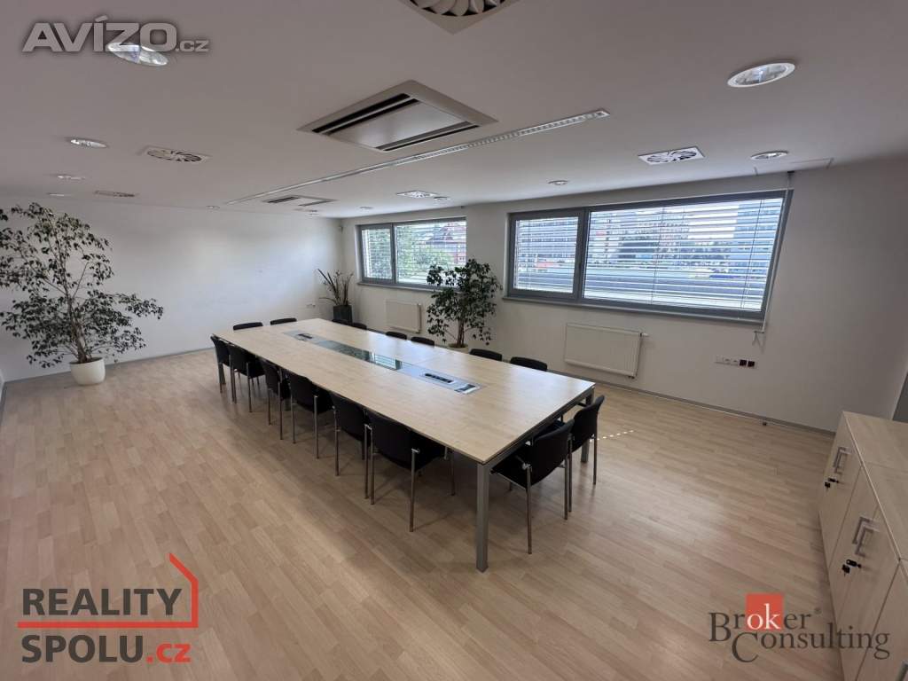 Pronájem kanceláře 13 m², Hradec Králové