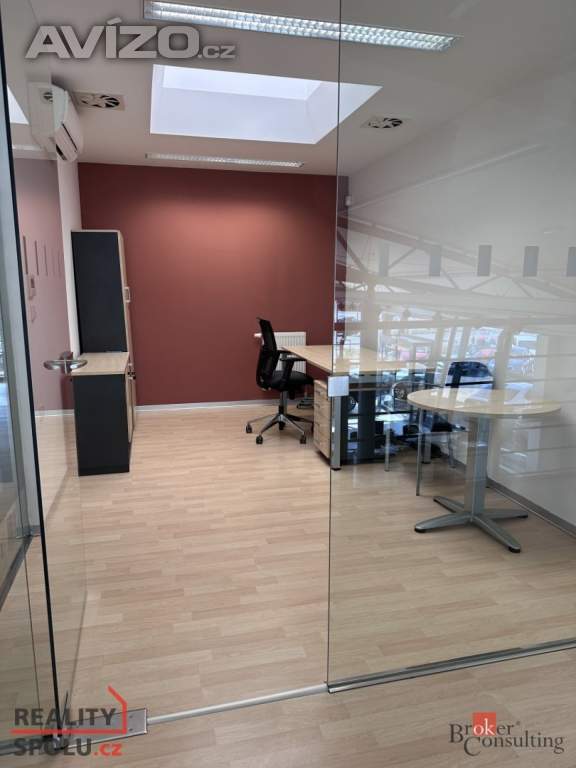Foto inzerátu Pronájem kanceláře 13 m², Hradec Králové