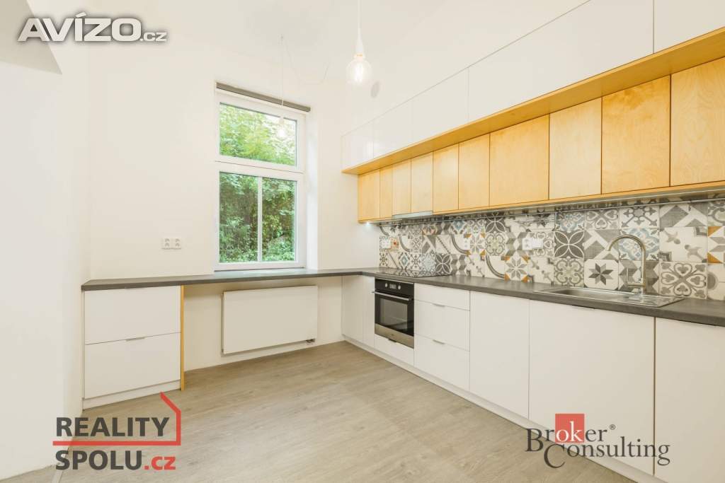 Pronájem bytu 2+1 74 m², Liberec