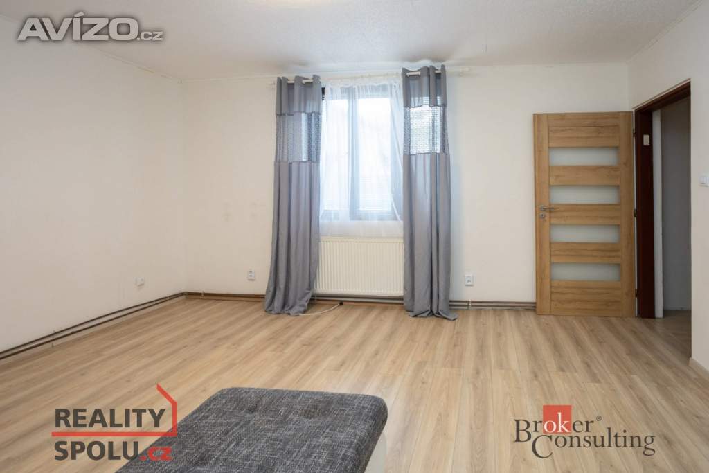Foto inzerátu Pronájem rodinného domu 155 m², Okřesaneč