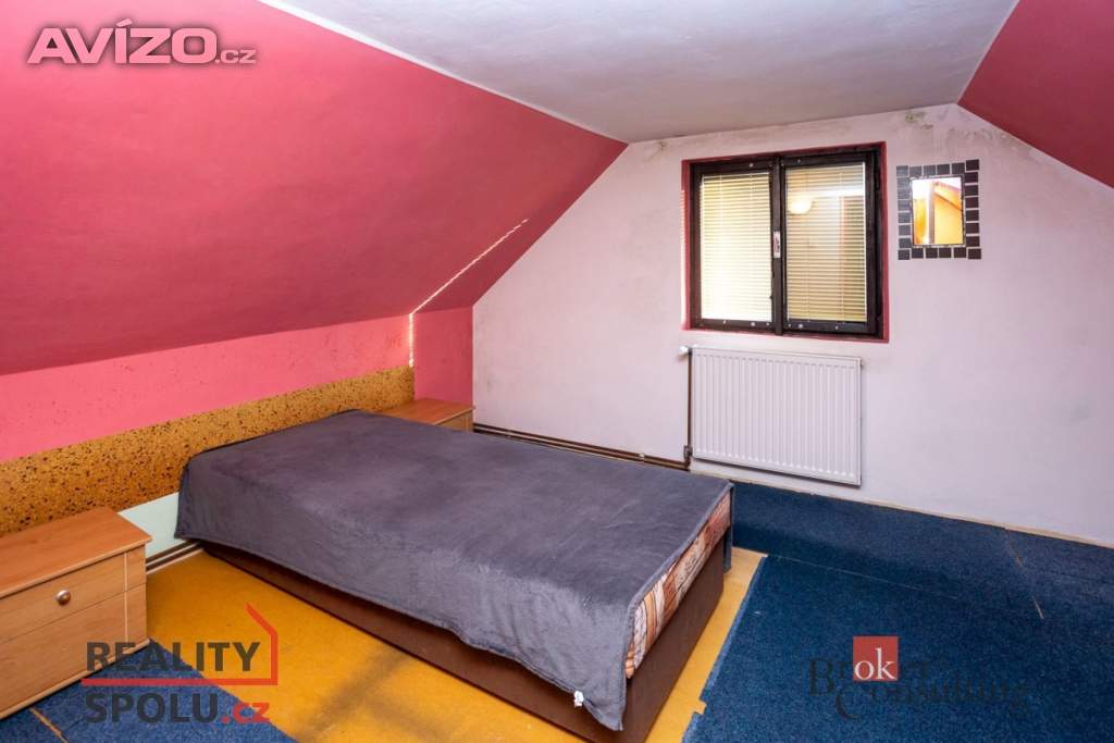 Foto inzerátu Pronájem rodinného domu 155 m², Okřesaneč