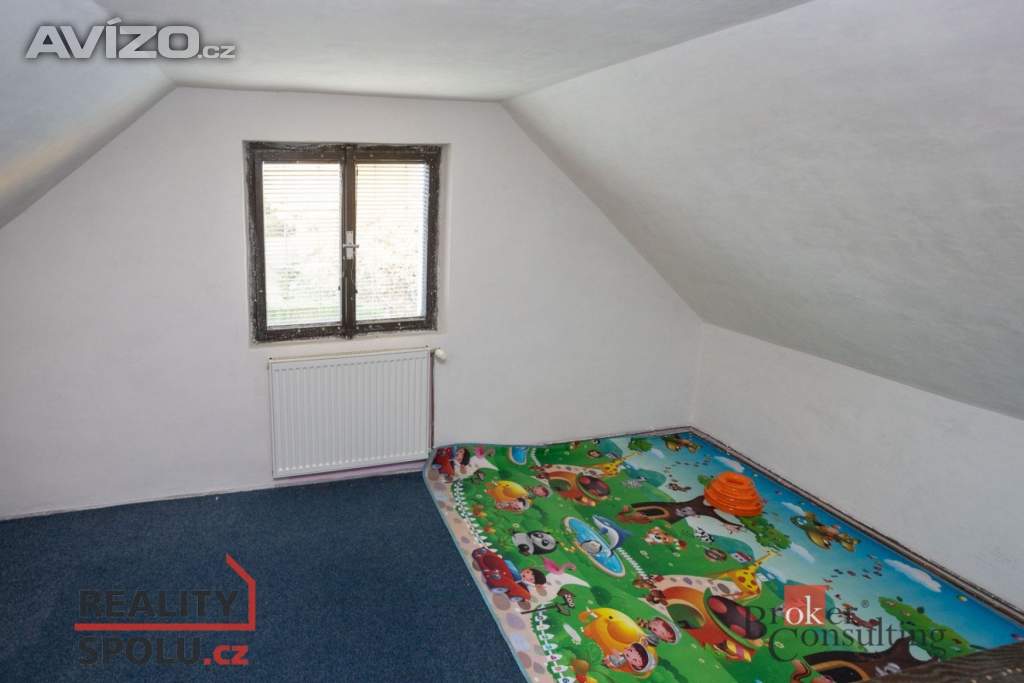 Foto inzerátu Pronájem rodinného domu 155 m², Okřesaneč