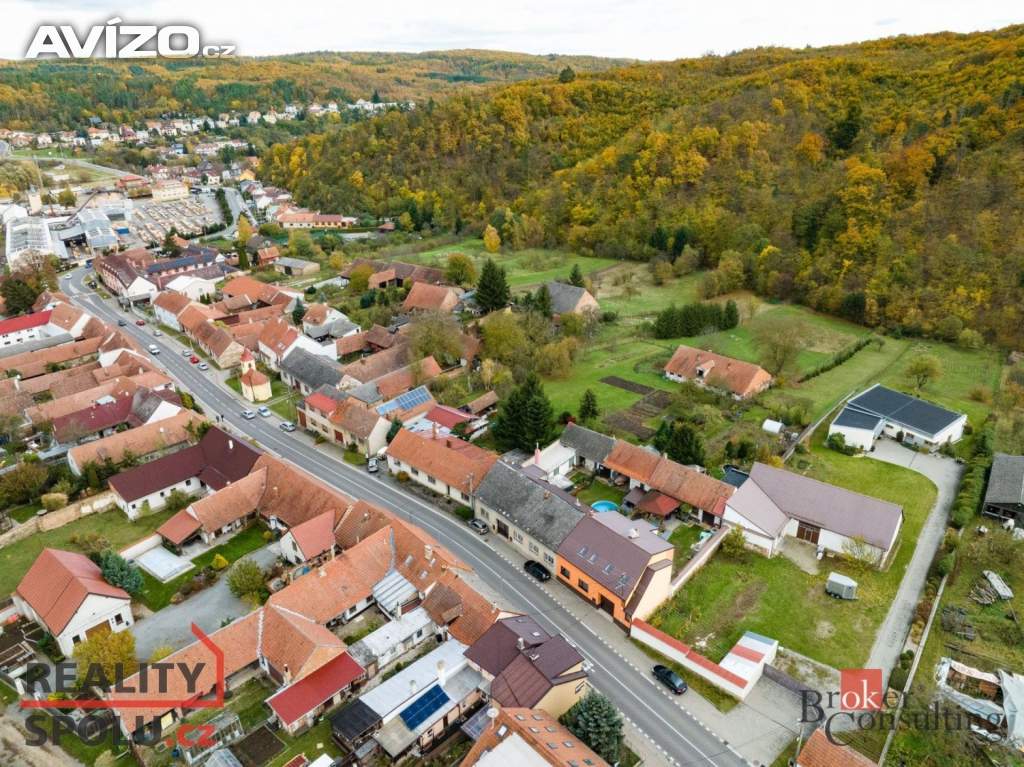 Foto inzerátu Prodej rodinného domu 200 m², Tetčice