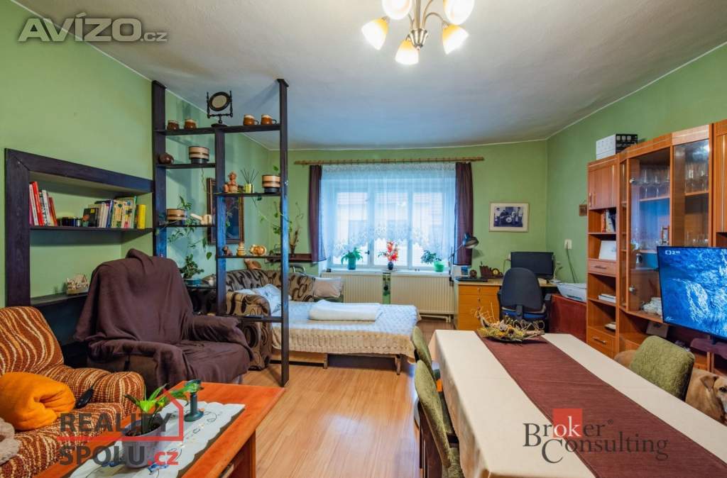 Foto inzerátu Prodej rodinného domu 200 m², Tetčice