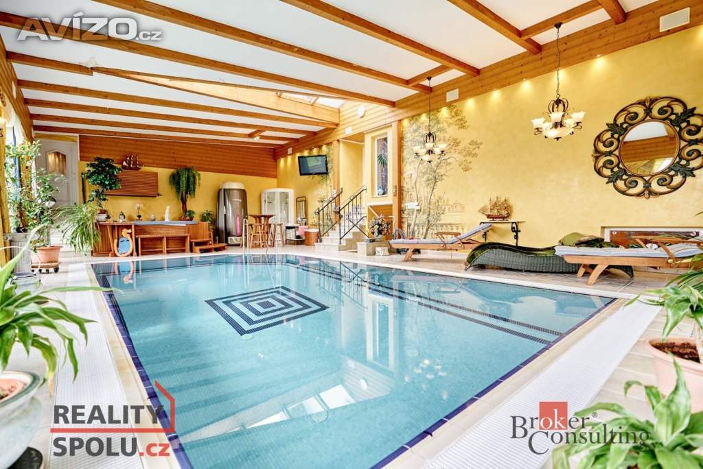 Foto inzerátu Prodej rodinné domy, 388 m² - Karlovy Vary - Tašovice