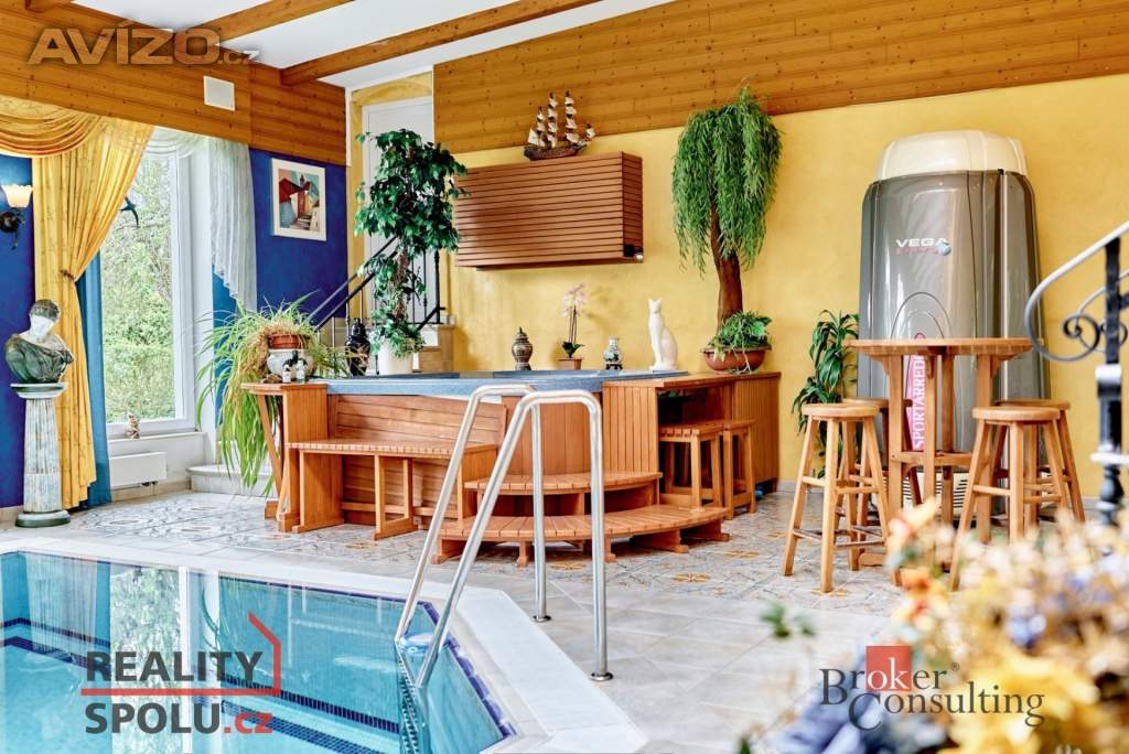 Foto inzerátu Prodej rodinné domy, 388 m² - Karlovy Vary - Tašovice