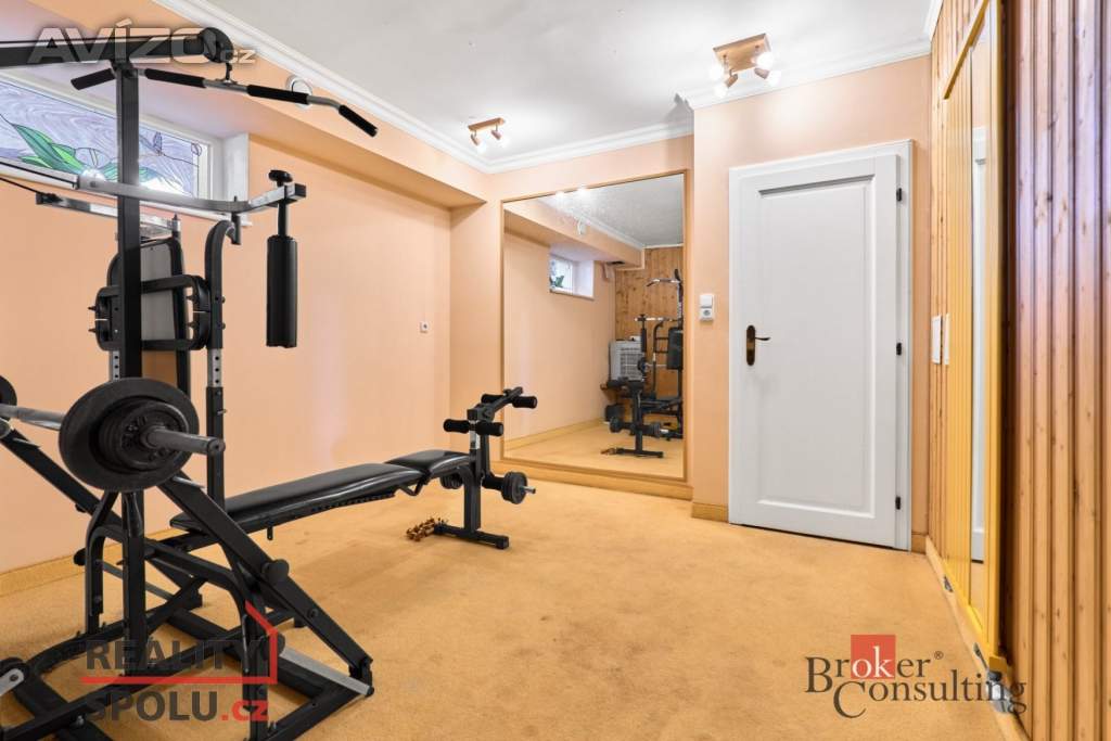 Foto inzerátu Prodej rodinné domy, 388 m² - Karlovy Vary - Tašovice