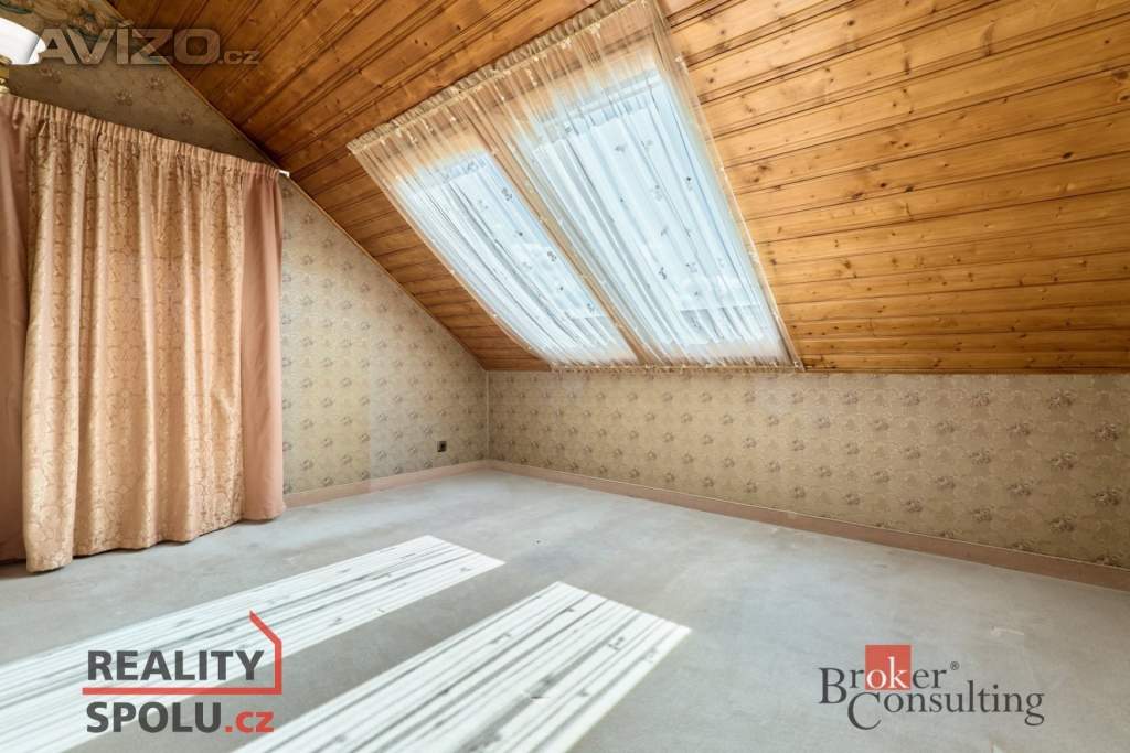 Foto inzerátu Prodej rodinné domy, 388 m² - Karlovy Vary - Tašovice