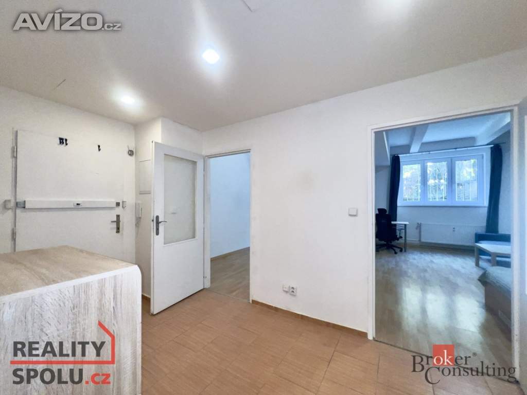 Foto inzerátu Pronájem bytu 2+1 47 m², Praha