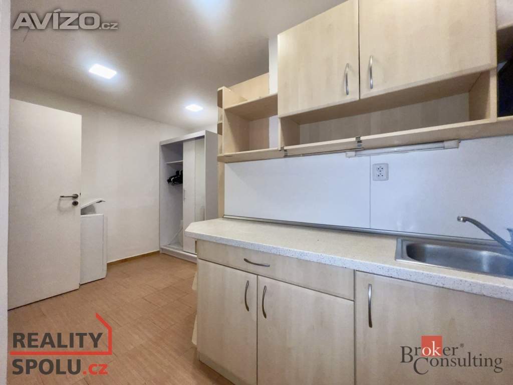 Foto inzerátu Pronájem bytu 2+1 47 m², Praha