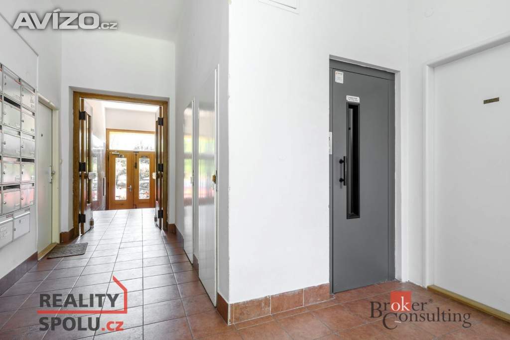 Foto inzerátu Pronájem bytu 2+1 47 m², Praha