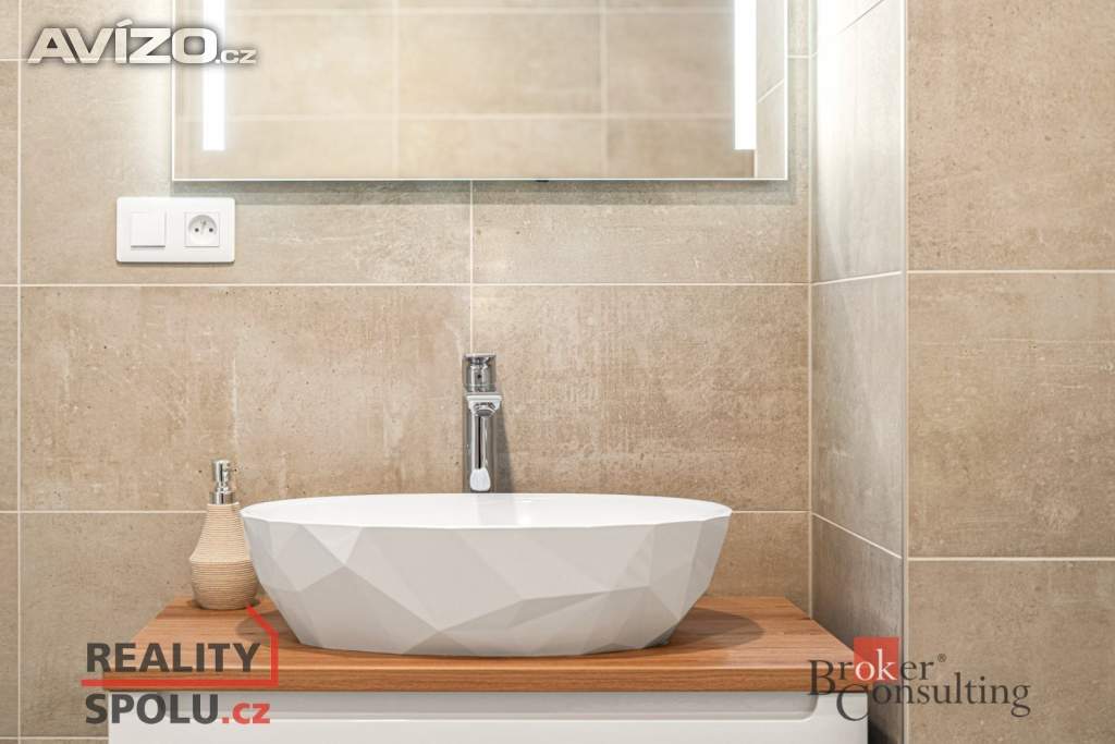 Foto inzerátu Prodej bytu 5+kk 160 m², Milovice