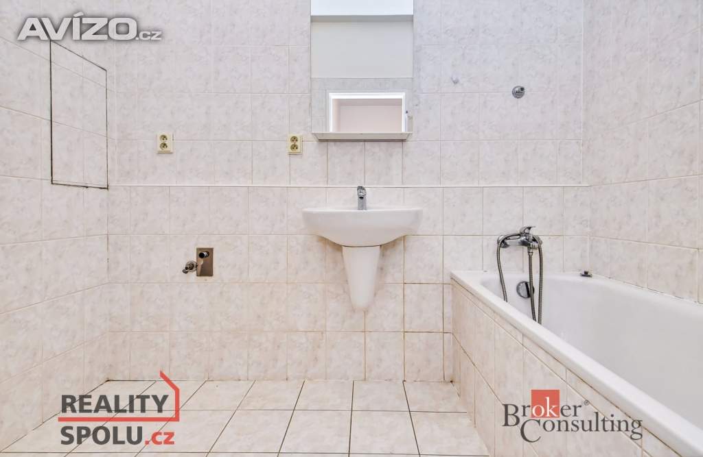 Foto inzerátu Pronájem bytu 1+kk 53 m², Praha