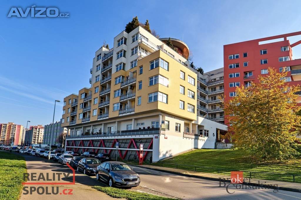 Foto inzerátu Pronájem bytu 1+kk 53 m², Praha