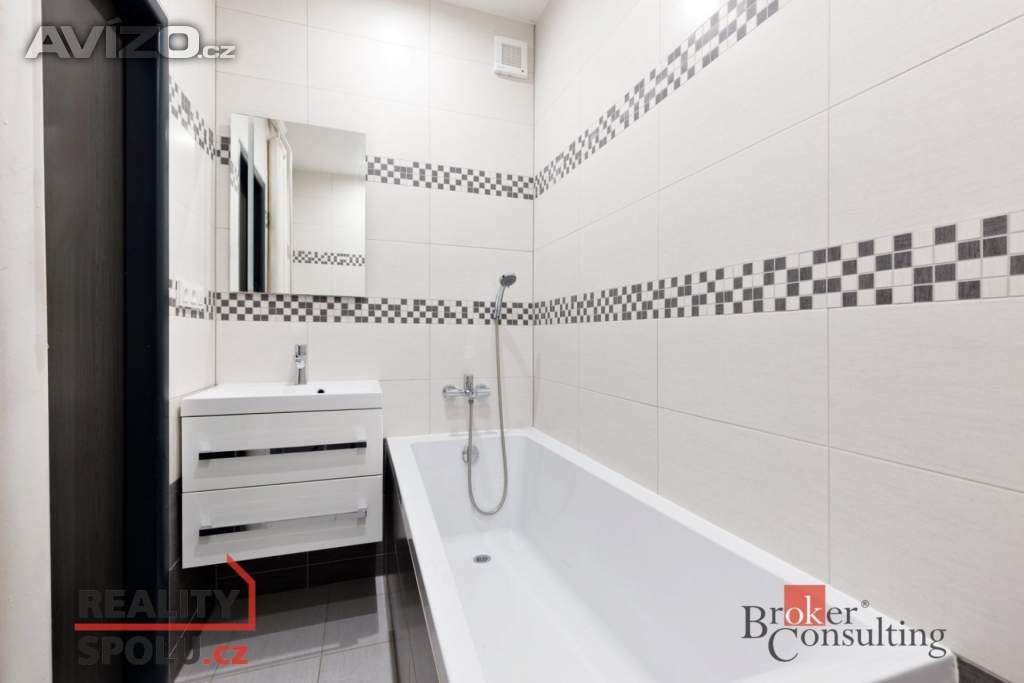 Foto inzerátu Pronájem bytu 2+1 54 m², Plzeň