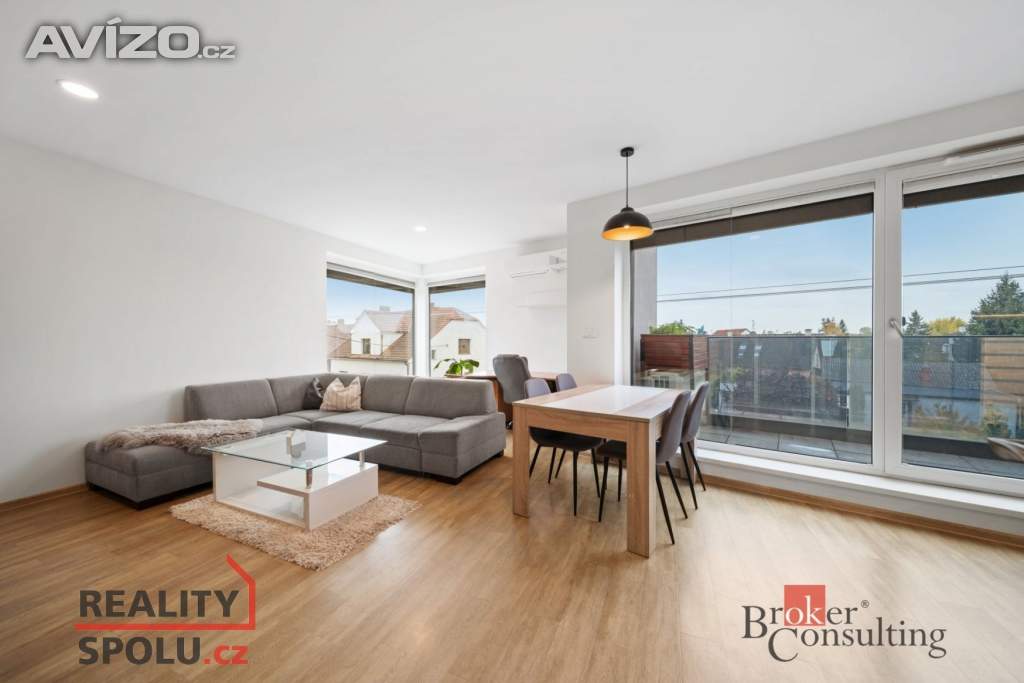 Prodej bytu 3+kk 74 m², Hradec Králové