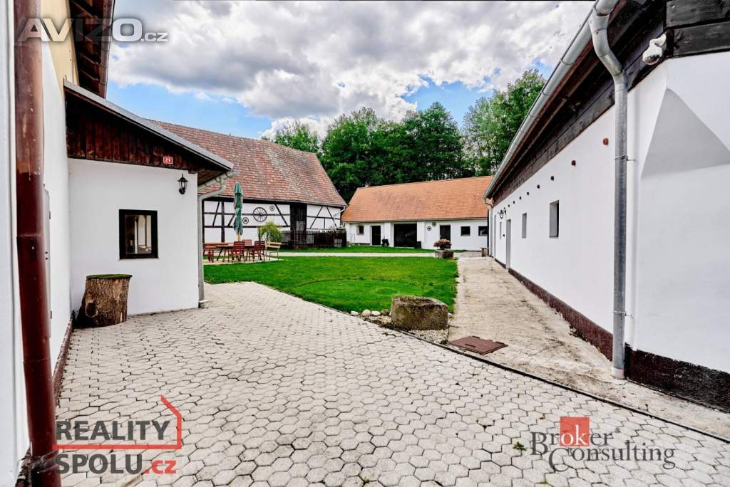 Foto inzerátu Prodej zemědělské usedlosti 200 m², Okrouhlá