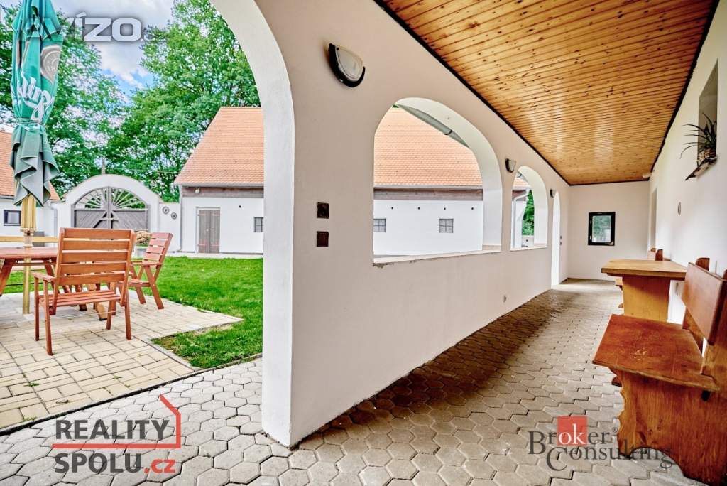 Foto inzerátu Prodej zemědělské usedlosti 200 m², Okrouhlá