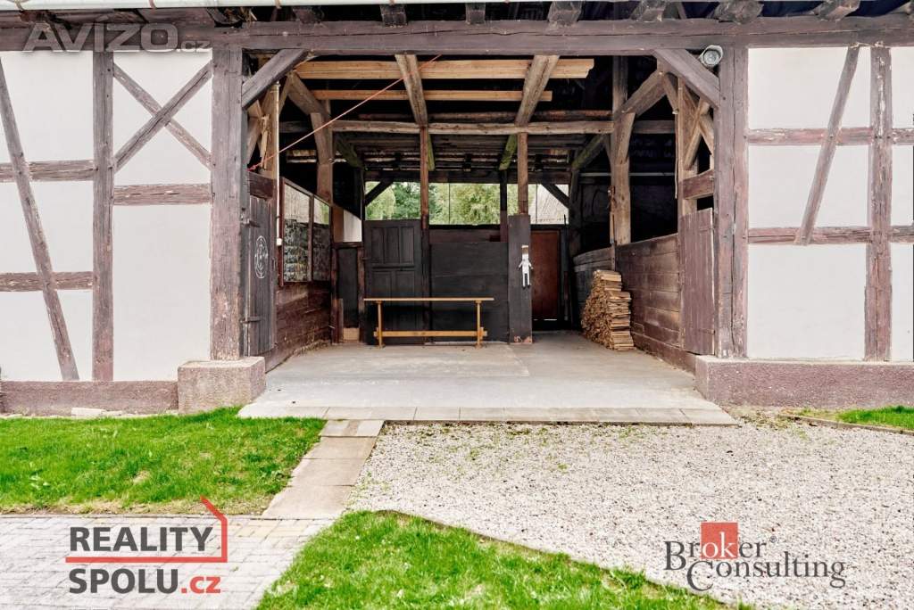 Foto inzerátu Prodej zemědělské usedlosti 200 m², Okrouhlá