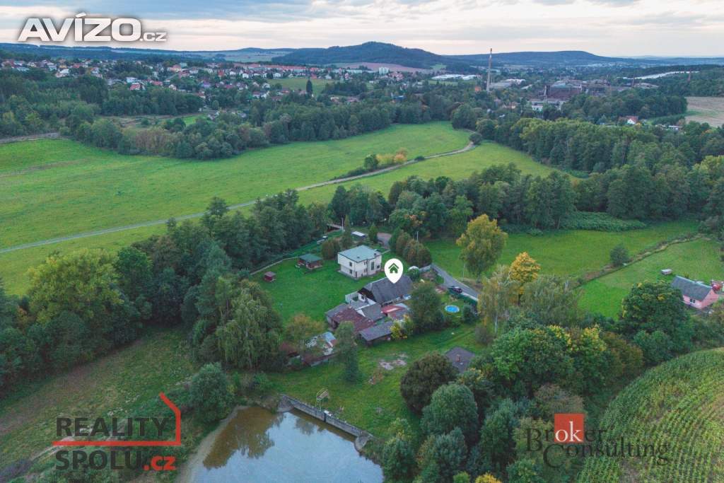 Foto inzerátu Prodej stavebního pozemku 1 175 m², Hrádek