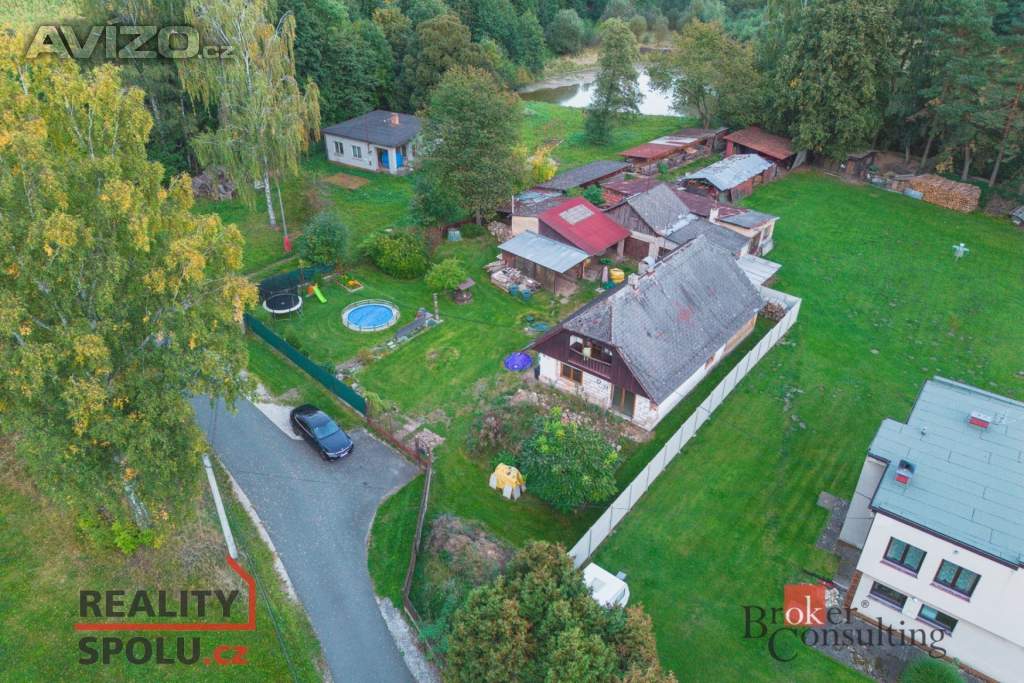 Foto inzerátu Prodej stavebního pozemku 1 175 m², Hrádek