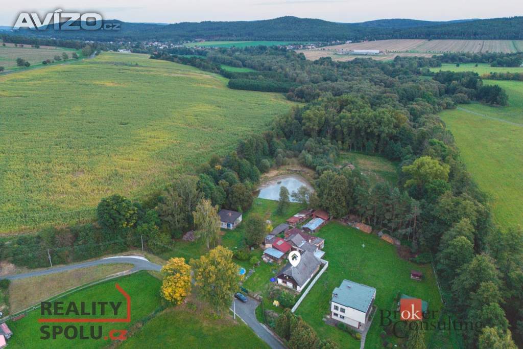 Foto inzerátu Prodej stavebního pozemku 1 175 m², Hrádek