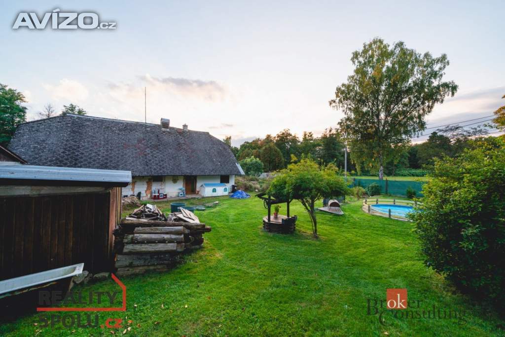 Foto inzerátu Prodej stavebního pozemku 1 175 m², Hrádek