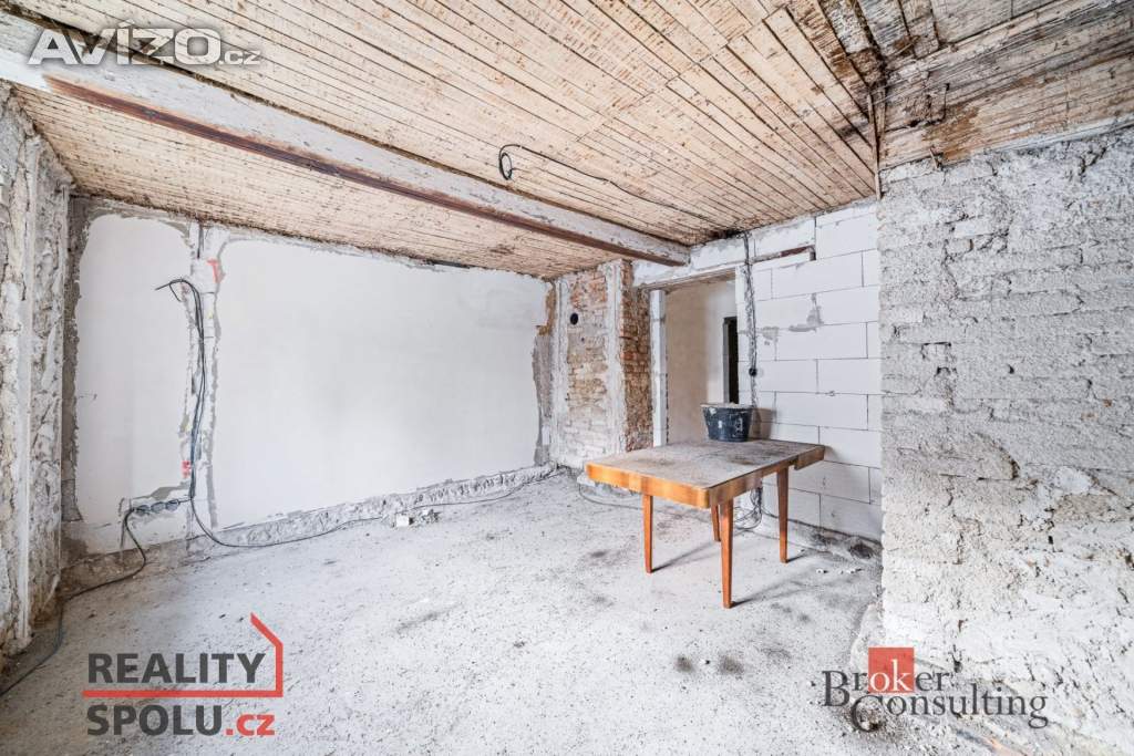 Foto inzerátu Prodej stavebního pozemku 1 175 m², Hrádek