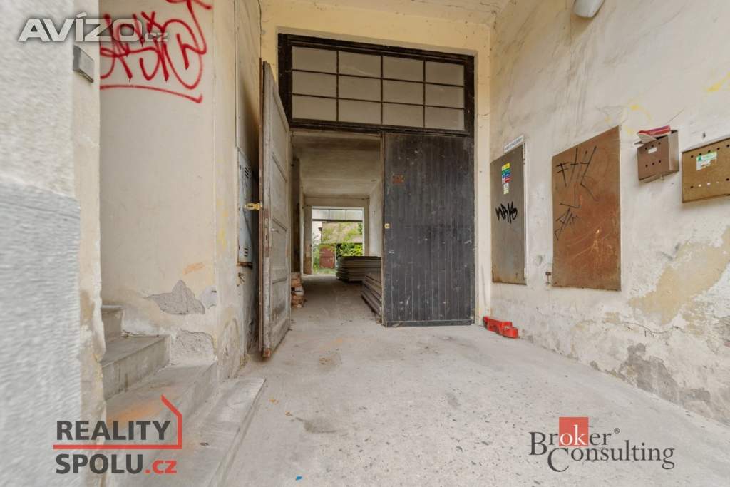 Foto inzerátu Prodej činžovního domu 965 m², Dvůr Králové nad Labem