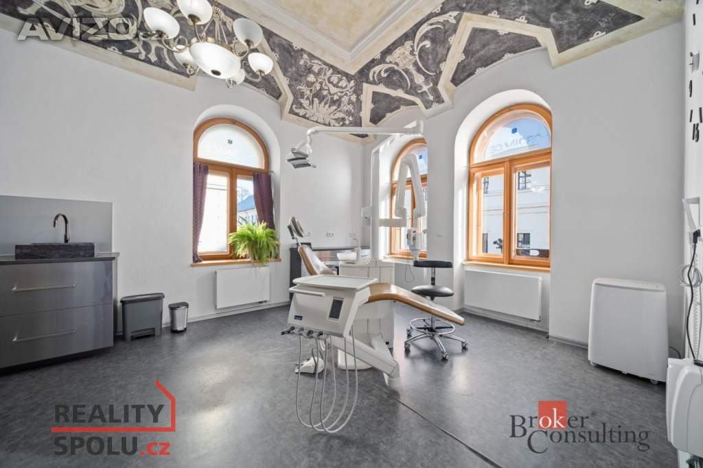 Foto inzerátu Prodej ordinace 134 m², Hradec Králové