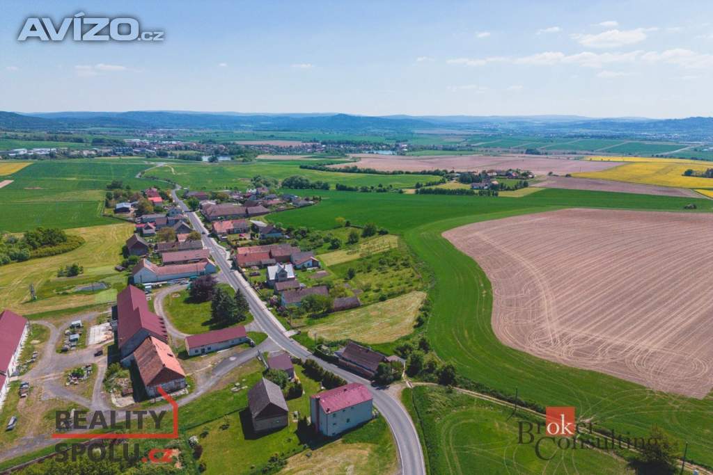 Foto inzerátu Prodej stavebního pozemku 2 037 m², Osek