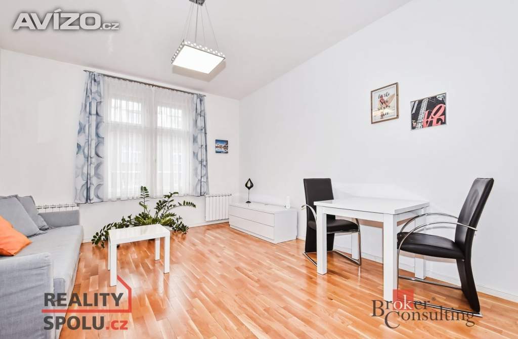 Foto inzerátu Pronájem bytu 1+kk 35 m², Praha
