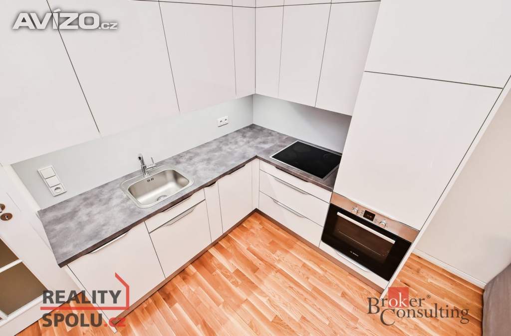 Foto inzerátu Pronájem bytu 1+kk 35 m², Praha