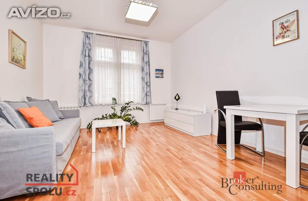 Foto inzerátu Pronájem bytu 1+kk 35 m², Praha