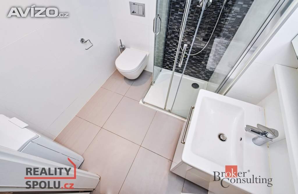 Foto inzerátu Pronájem bytu 1+kk 35 m², Praha