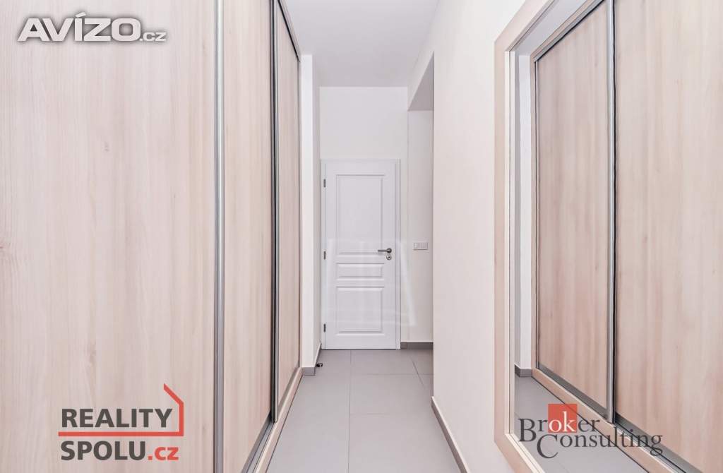 Foto inzerátu Pronájem bytu 1+kk 35 m², Praha