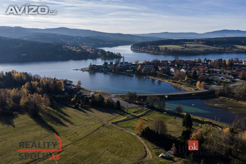 Foto inzerátu Prodej komerčního pozemku 1 378 m²