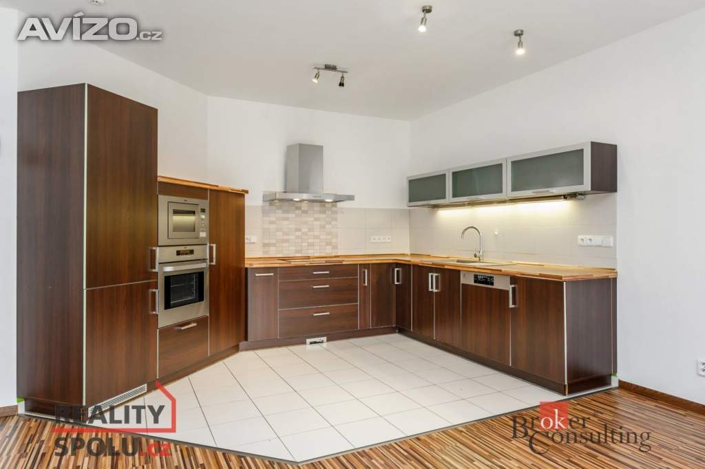 Foto inzerátu Pronájem rodinného domu 232 m², Plzeň