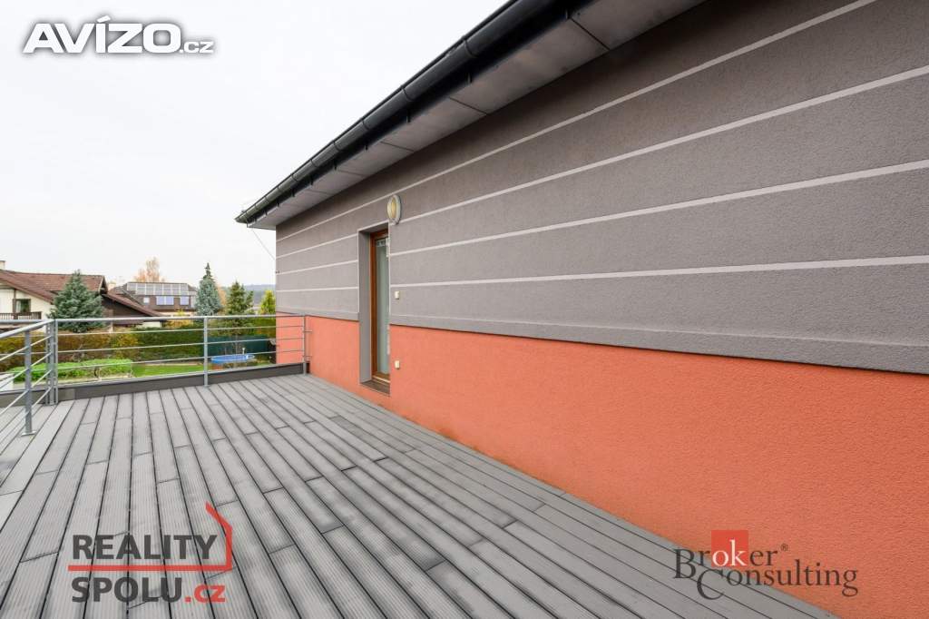 Foto inzerátu Pronájem rodinného domu 232 m², Plzeň