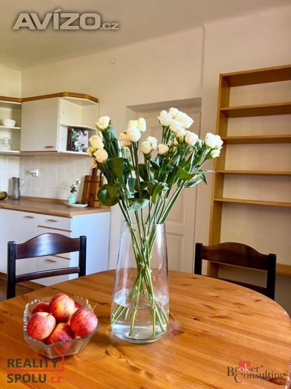 Foto inzerátu Pronájem bytu 2+1 80 m², Praha