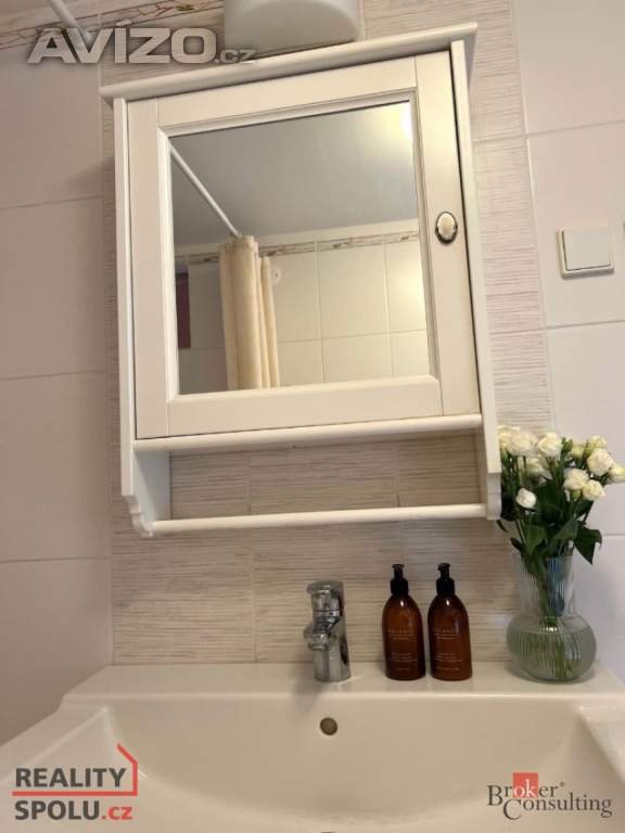 Foto inzerátu Pronájem bytu 2+1 80 m², Praha