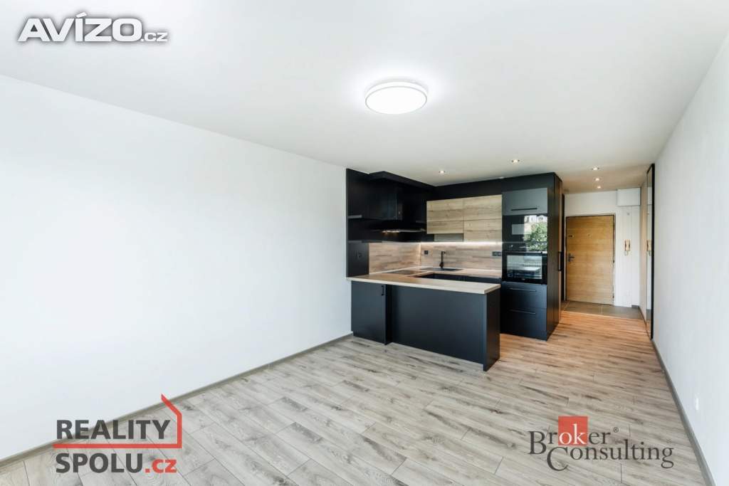 Foto inzerátu Pronájem bytu 1+kk 31 m², Hradec Králové