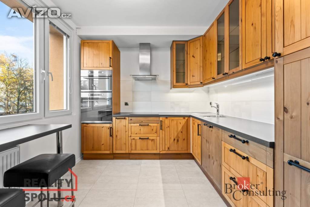 Pronájem bytu 2+1 55 m², Praha