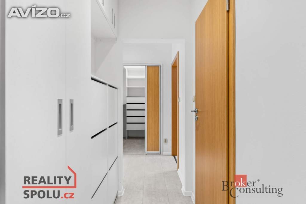 Foto inzerátu Pronájem bytu 2+1 55 m², Praha